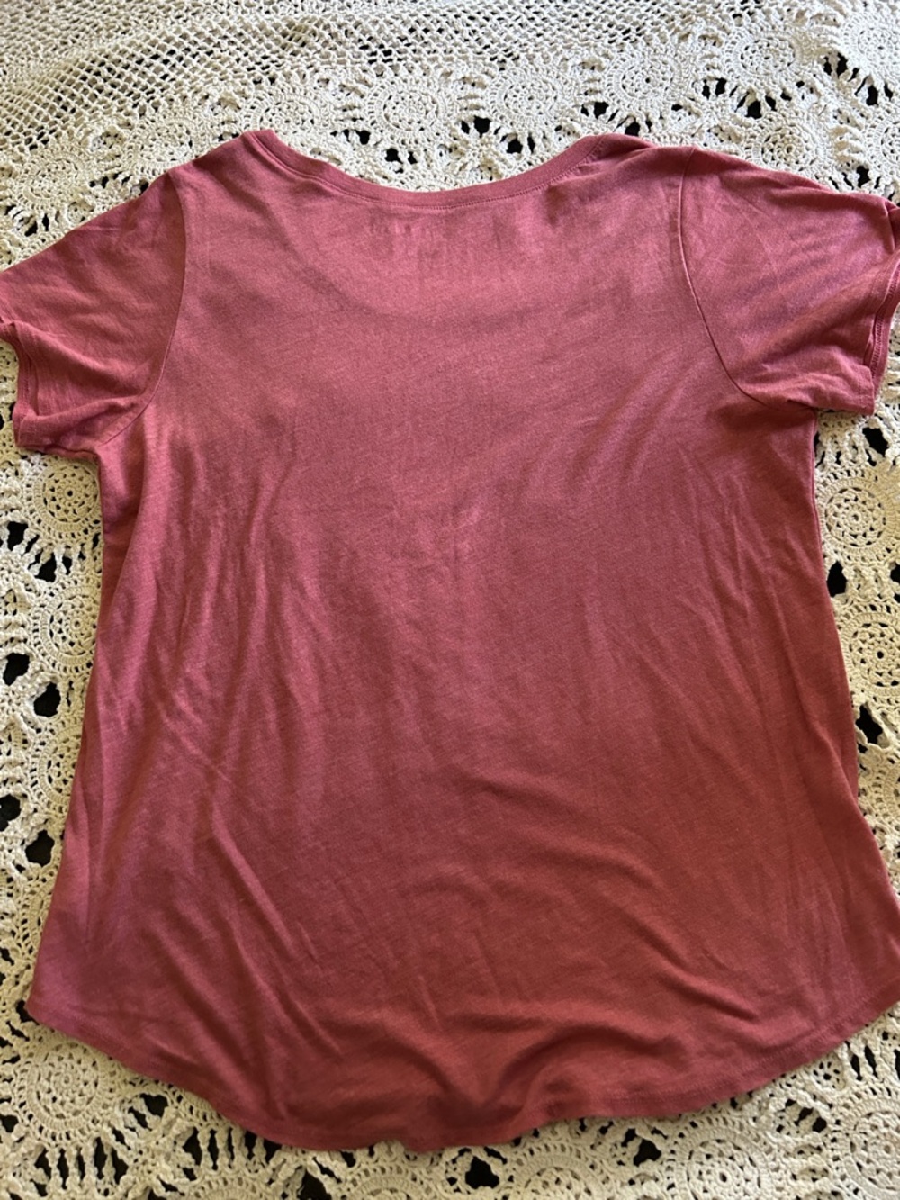 Lucky Brand Red Floral Tee & Pink Heart Burst Tee - Women’s Size Large - Picture 6 of 7